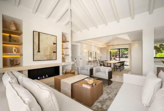 Villa · Available - Málaga