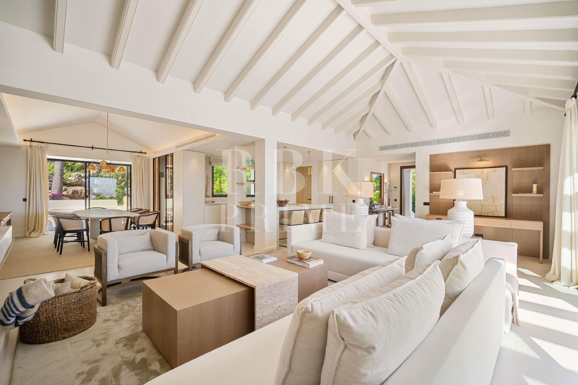 Available - Villa - Málaga - Costa del Sol