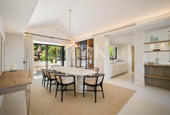 Villa · Available - Málaga