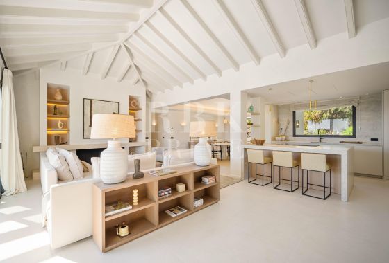 Villa · Available - Málaga