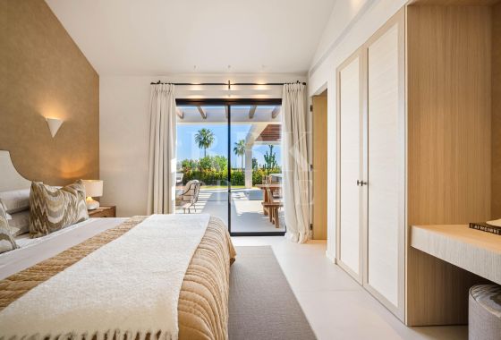 Villa · Available - Málaga