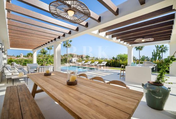 Villa · Available - Málaga