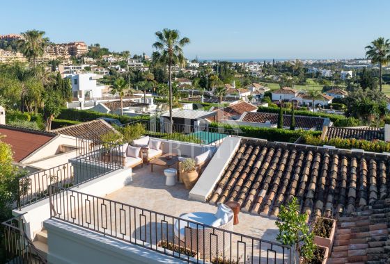 Villa · Available - Málaga