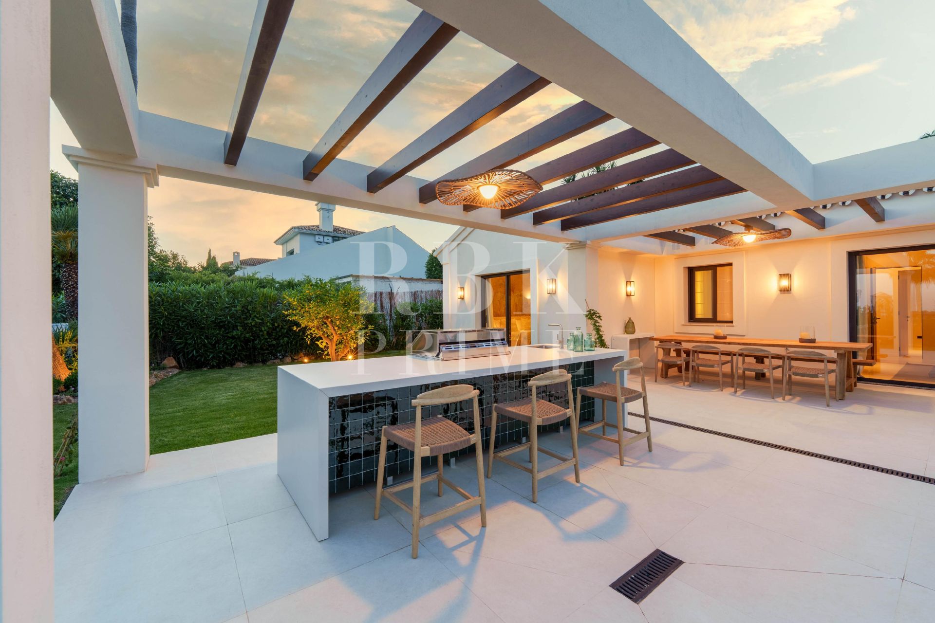 Available - Villa - Málaga - Costa del Sol
