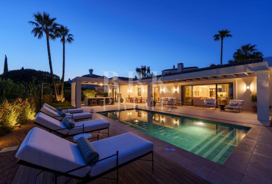 Villa · Available - Málaga