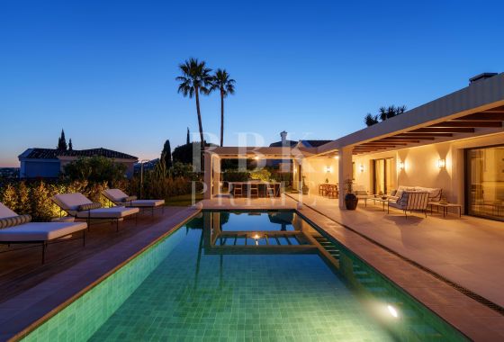 Villa · Available - Málaga