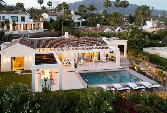 Villa · Available - Málaga