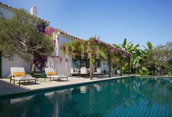 Villa · Available - Málaga