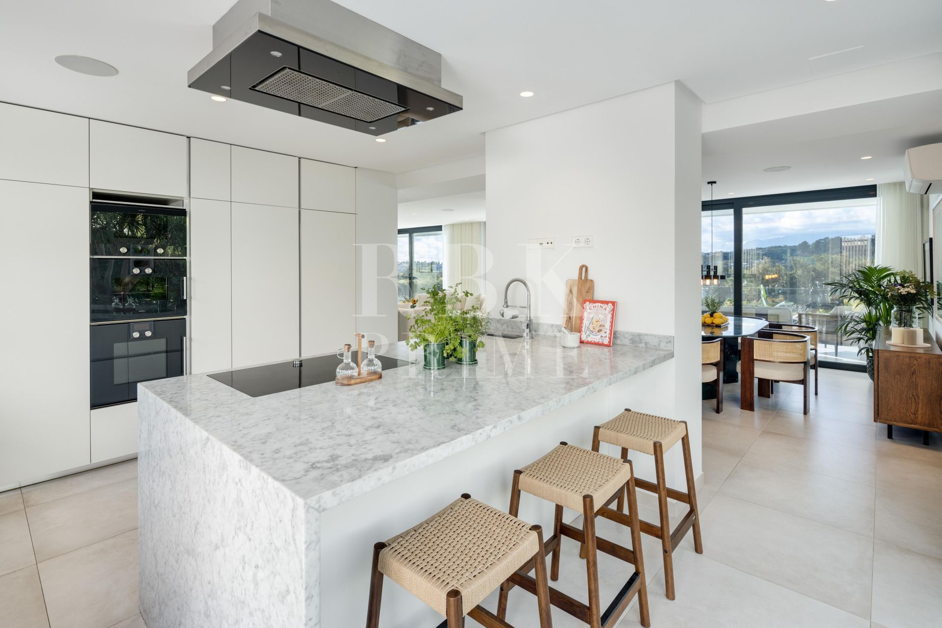 Available - Villa - Málaga - Costa del Sol