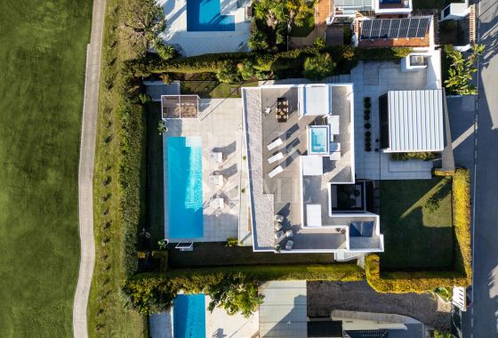 Villa · Available - Málaga