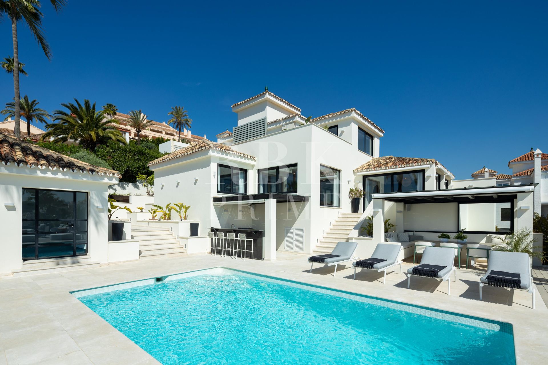 Available - Villa - Málaga - Costa del Sol