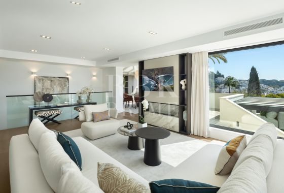 Villa · Available - Málaga