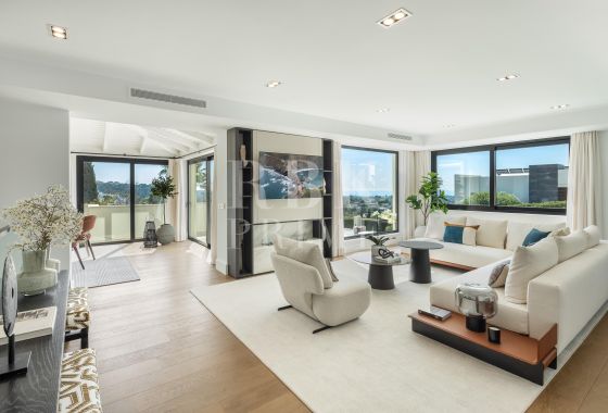 Villa · Available - Málaga