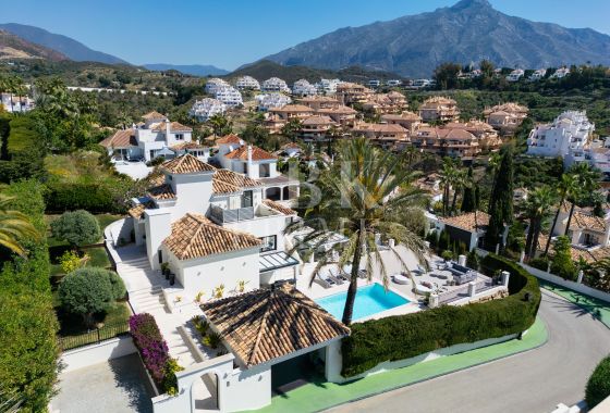 Villa · Available - Málaga