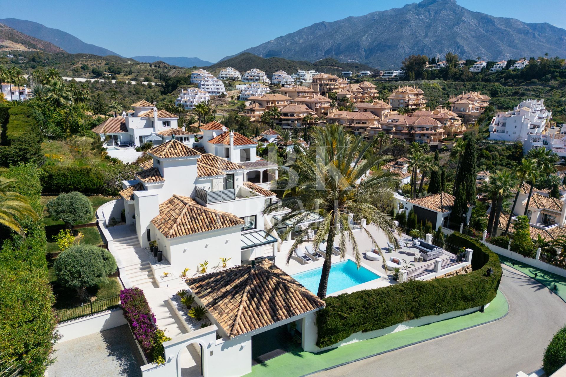 Available - Villa - Málaga - Costa del Sol