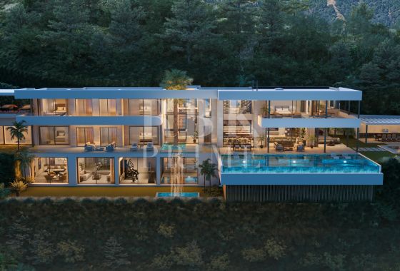 Villa · Available - Málaga