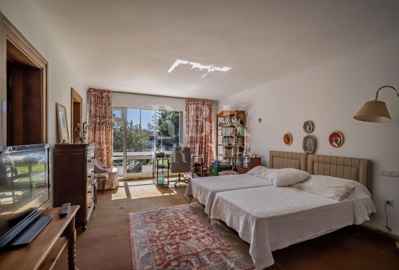 Available - Villa - Marbella - Costa del Sol