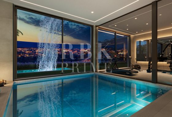 Villa · Available - Málaga