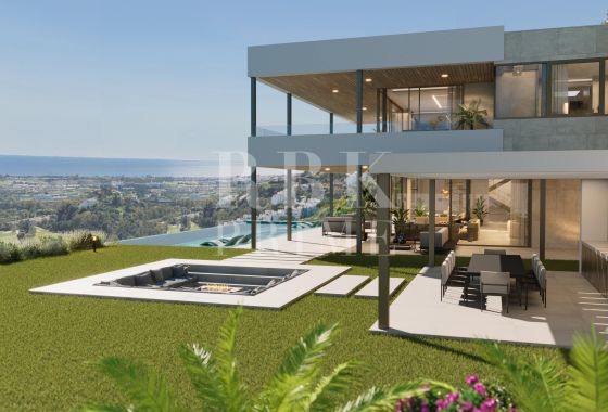 Villa · Available - Málaga