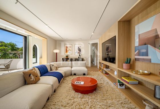 Villa · Available - Málaga