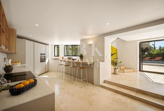 Villa · Available - Málaga