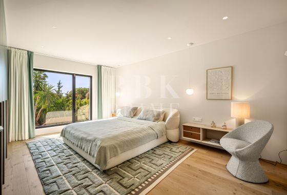 Villa · Available - Málaga