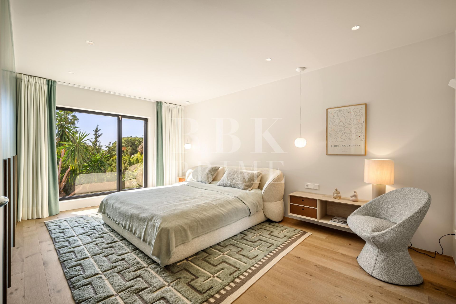 Available - Villa - Málaga - Costa del Sol