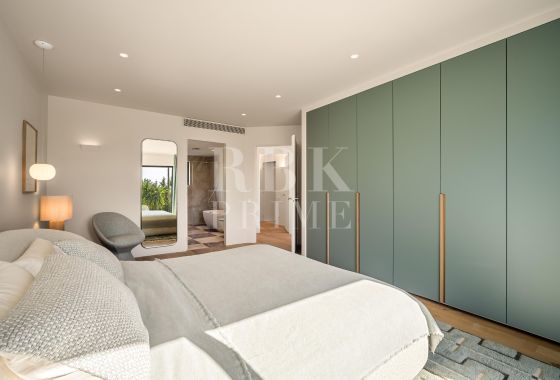 Villa · Available - Málaga