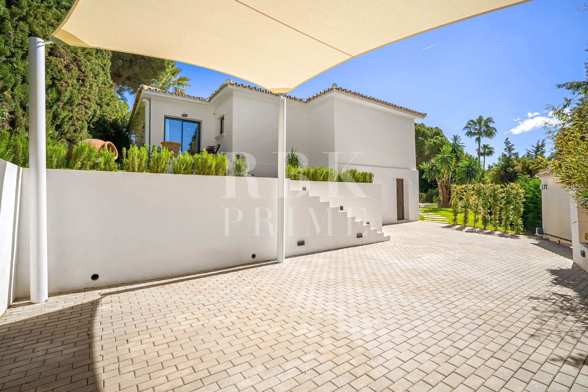 Available - Villa - Málaga - Costa del Sol