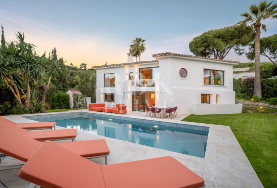 Villa · Available - Málaga