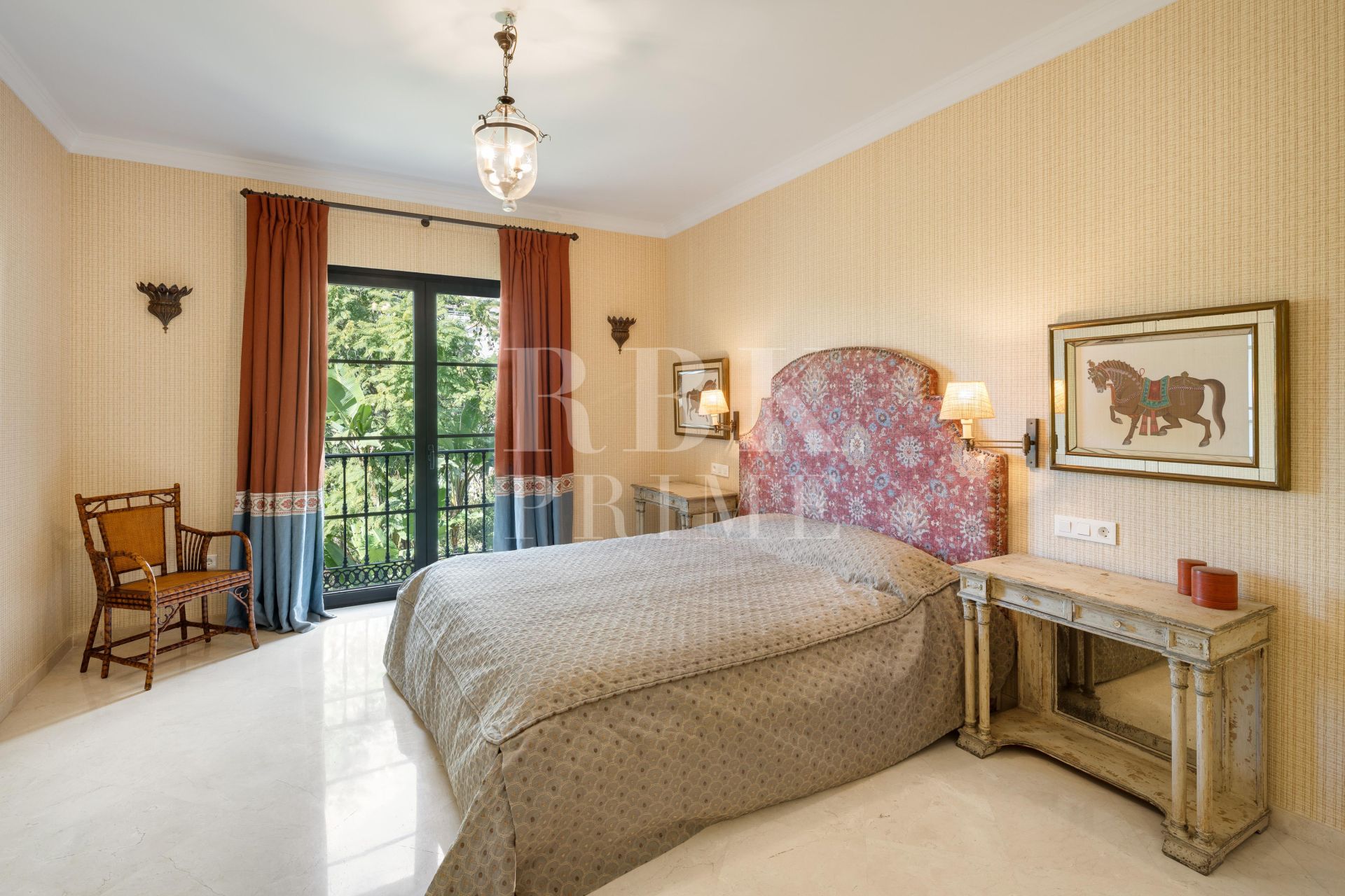 Available - Villa - Málaga - Costa del Sol