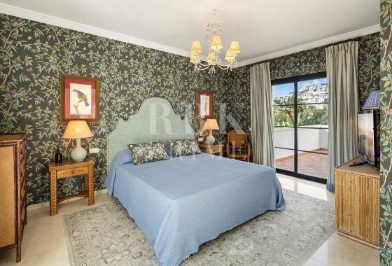 Villa · Available - Málaga