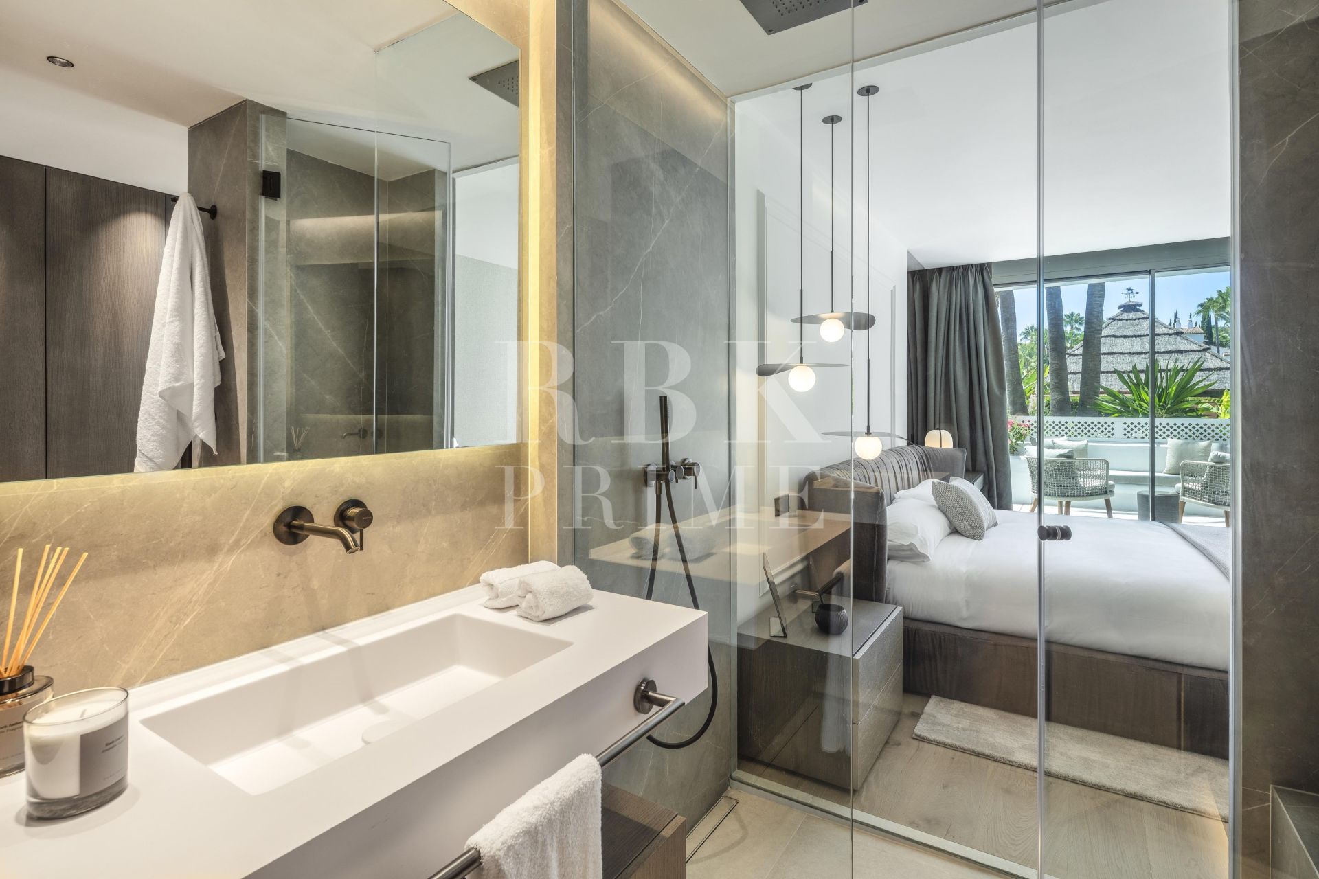 Available - Apartment - Marbella - Costa del Sol