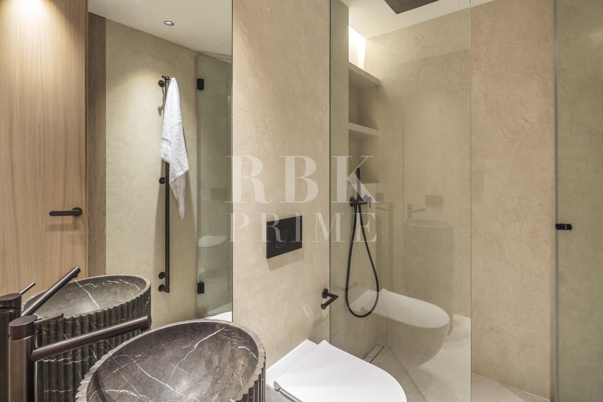 Available - Apartment - Marbella - Costa del Sol
