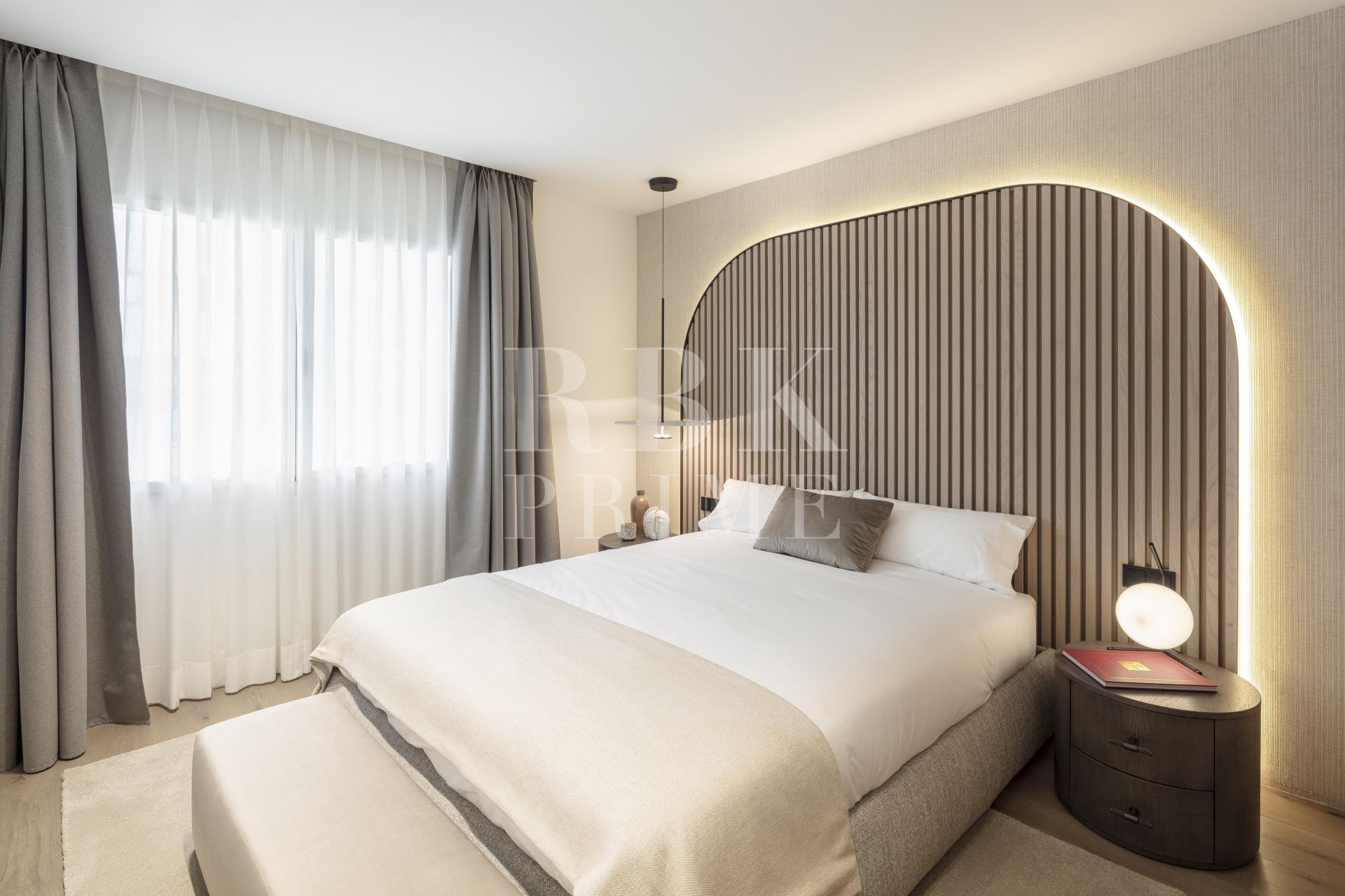 Available - Apartment - Marbella - Costa del Sol