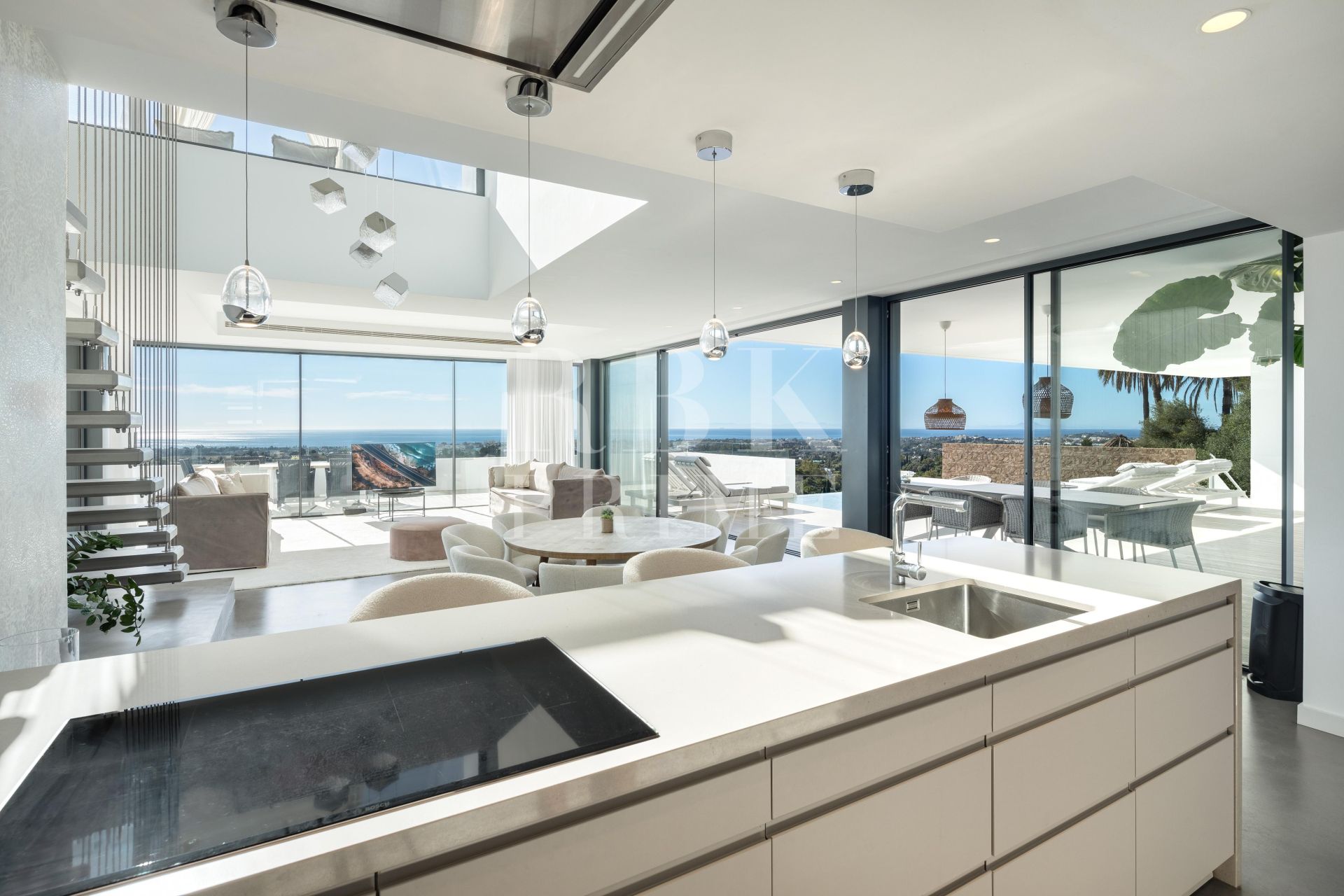 Available - Villa - Málaga - Costa del Sol
