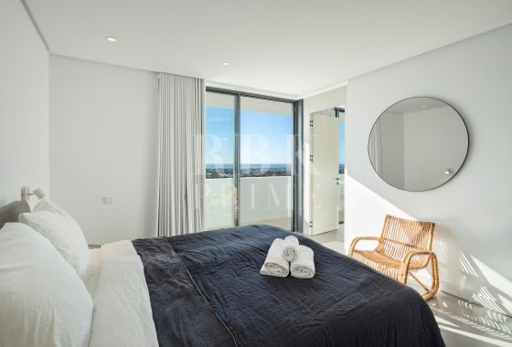 Villa · Available - Málaga