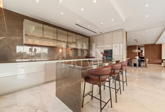 Penthouse · Available - Marbella · Málaga