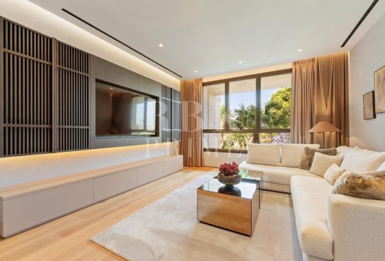Penthouse · Available - Marbella · Málaga
