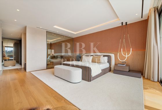 Penthouse · Available - Marbella · Málaga