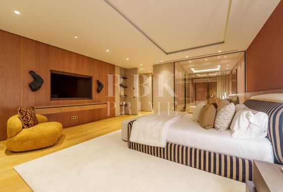Penthouse · Available - Marbella · Málaga