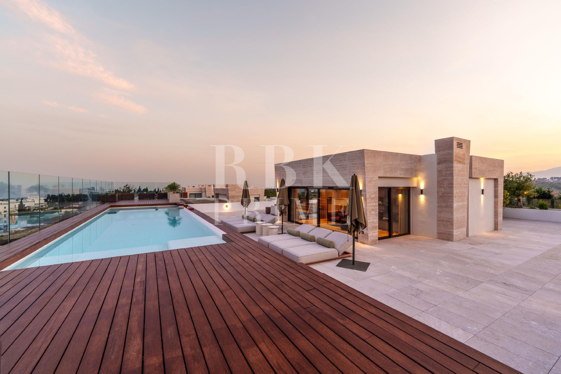 Available - Penthouse - Marbella - Costa del Sol