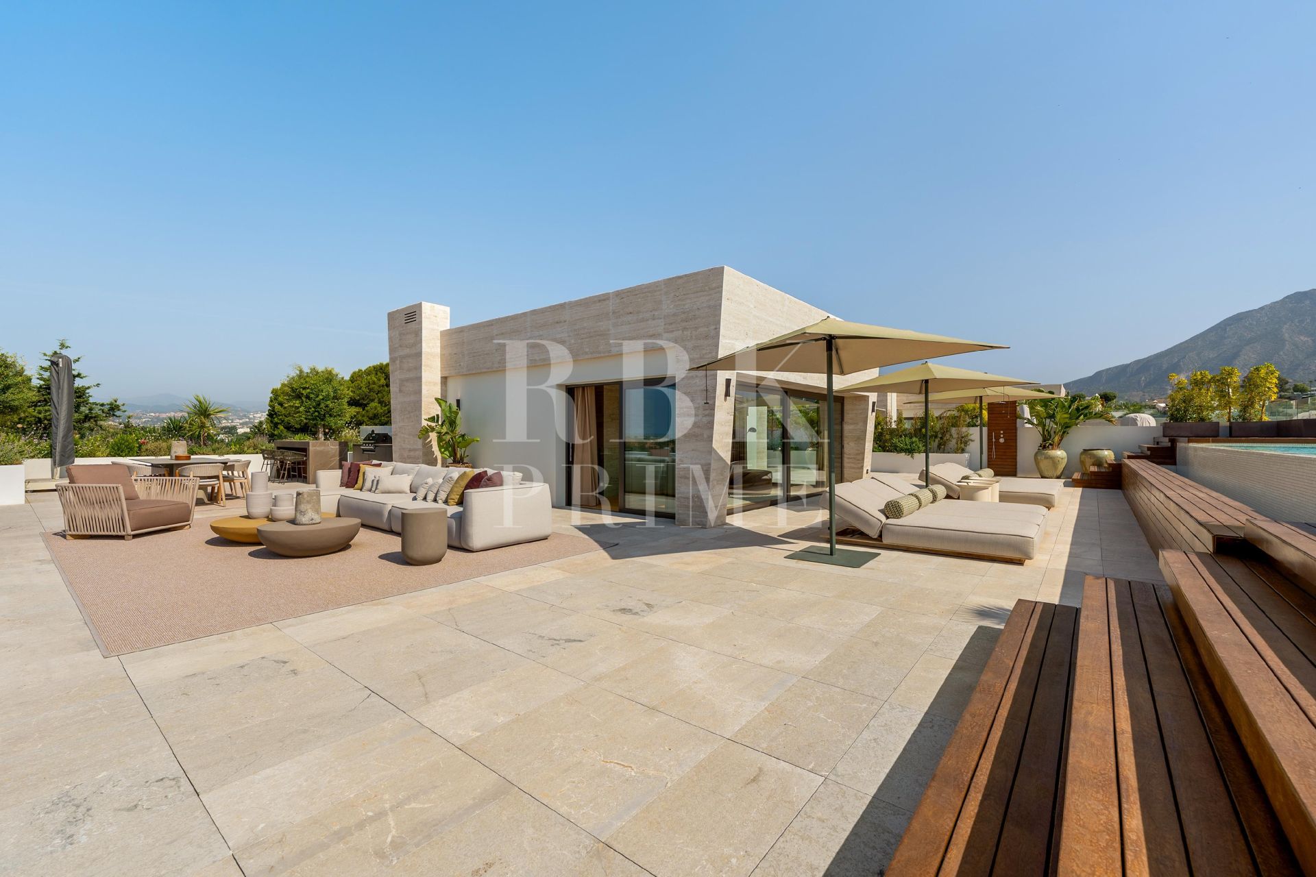 Available - Penthouse - Marbella - Costa del Sol