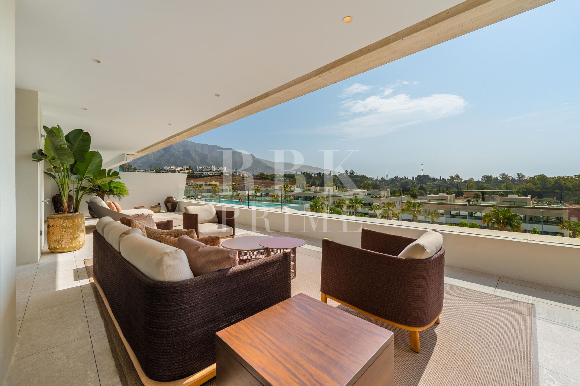 Available - Penthouse - Marbella - Costa del Sol
