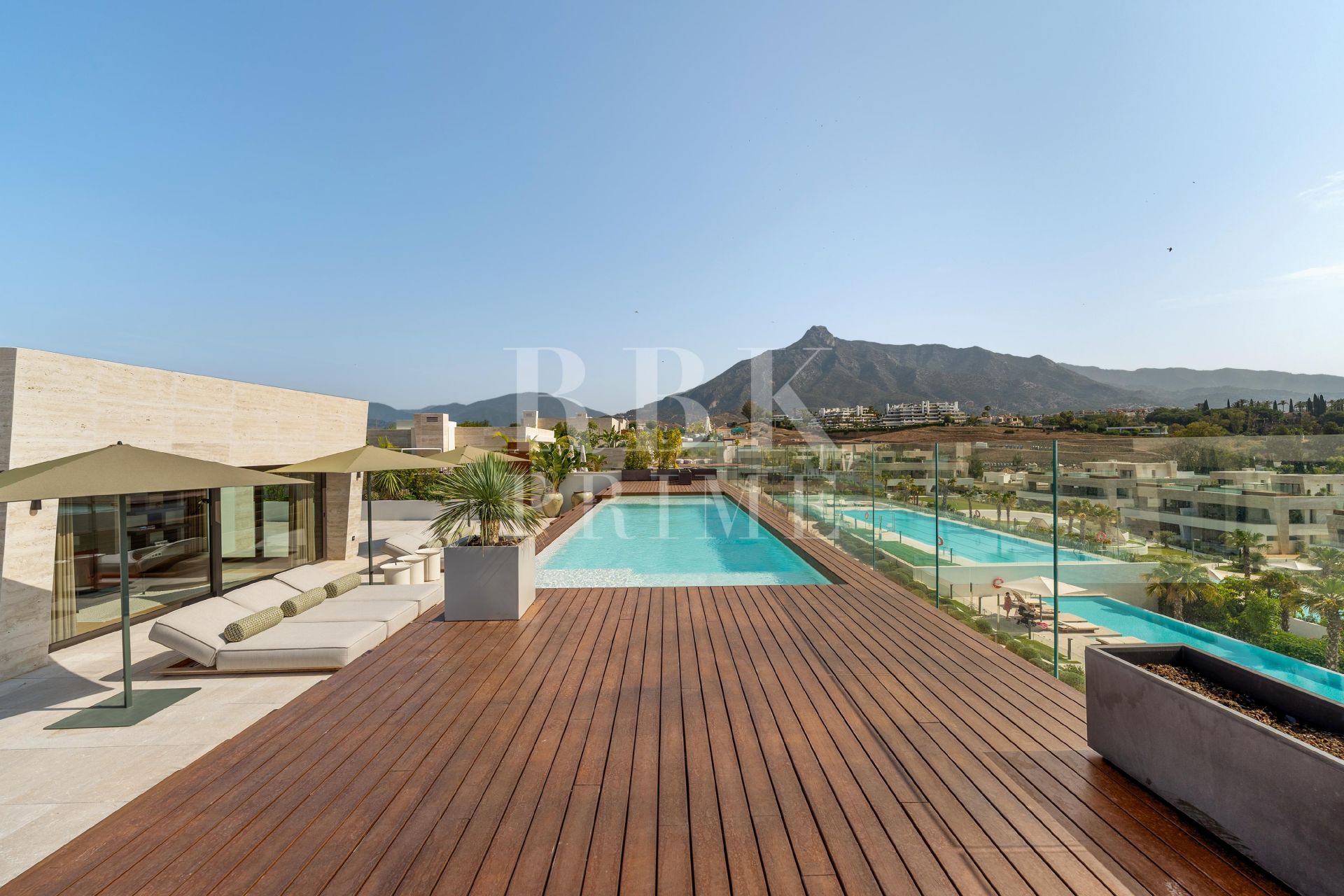 Available - Penthouse - Marbella - Costa del Sol