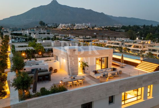 Penthouse · Available - Marbella · Málaga