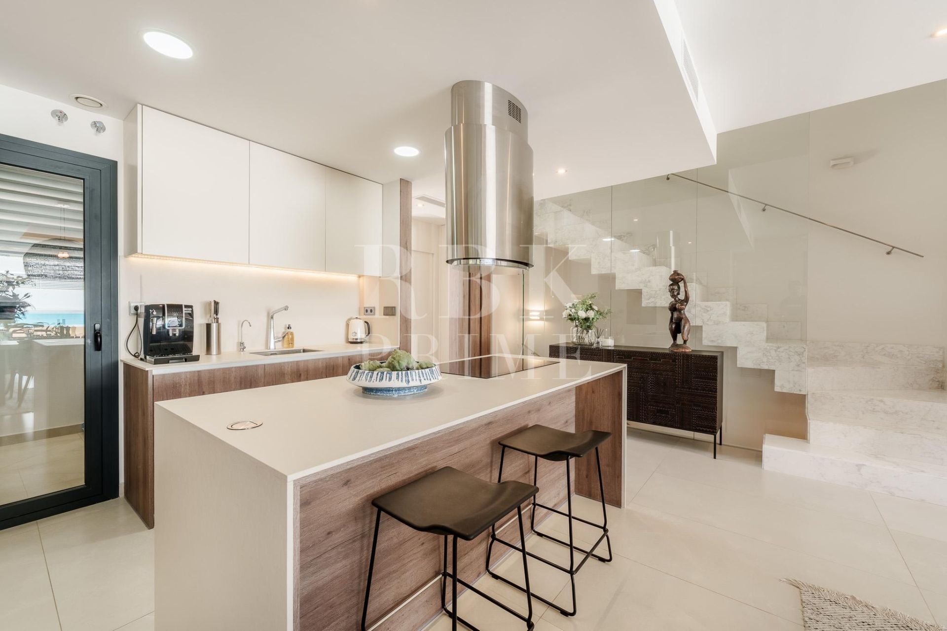 Available - Semi-detached house - Marbella - Costa del Sol