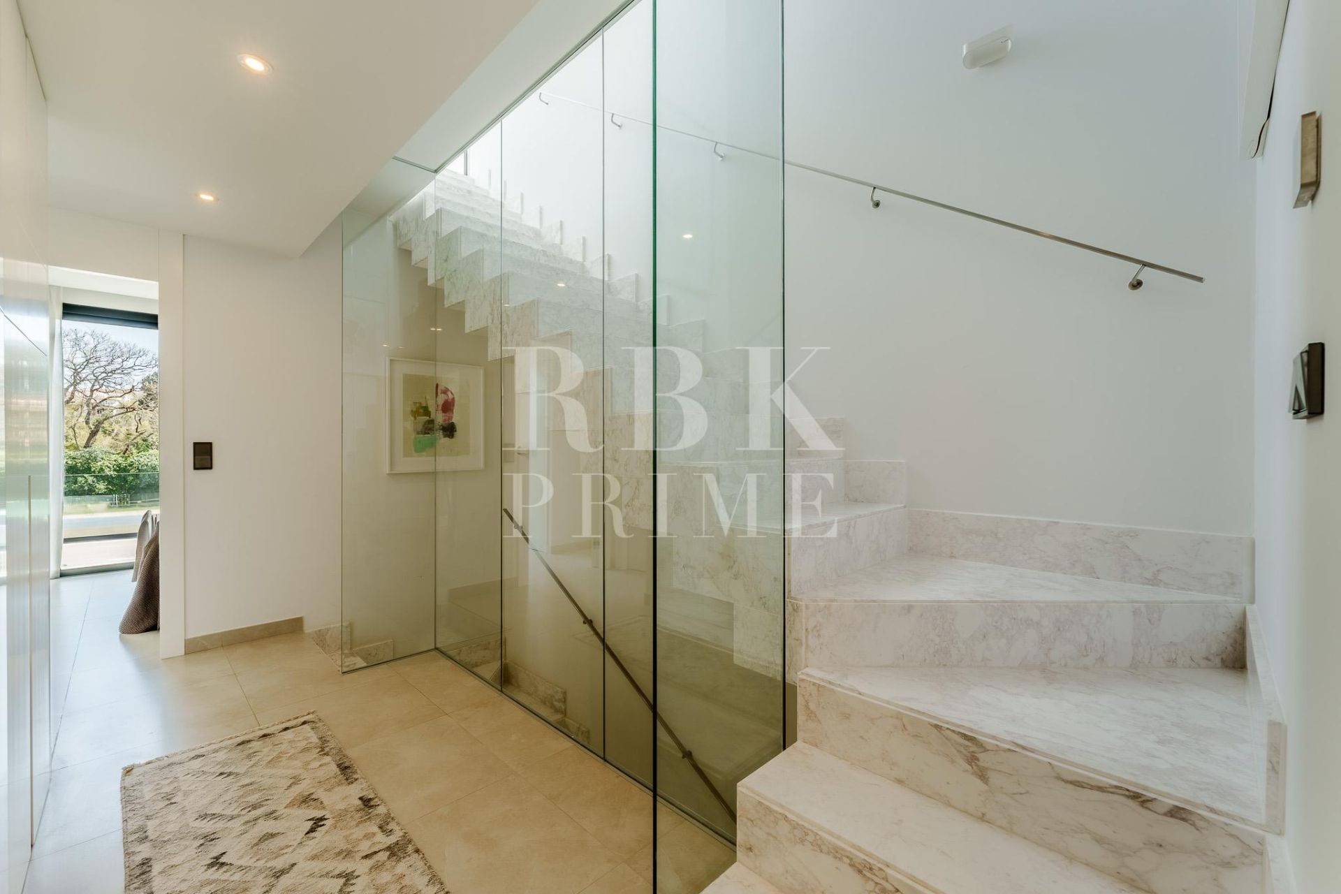 Available - Semi-detached house - Marbella - Costa del Sol