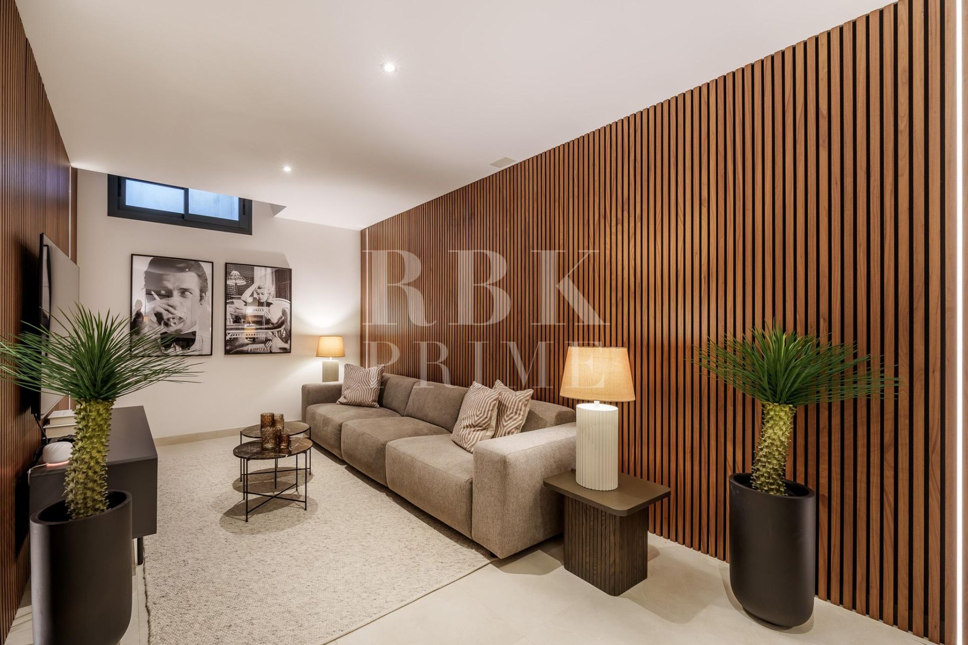 Available - Semi-detached house - Marbella - Costa del Sol