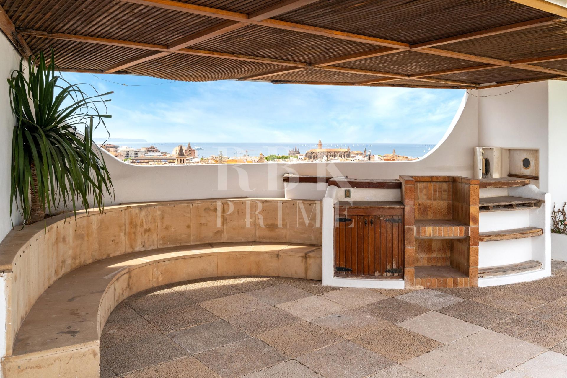 Available - Penthouse - Palma